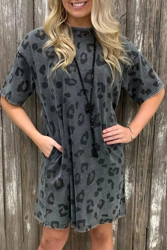 Vintage Leopard T-Shirt Dress