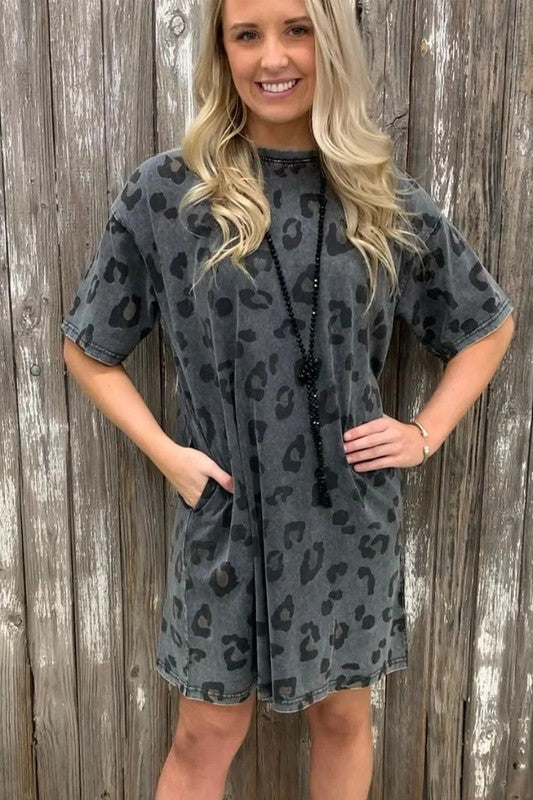 Vintage Leopard T-Shirt Dress