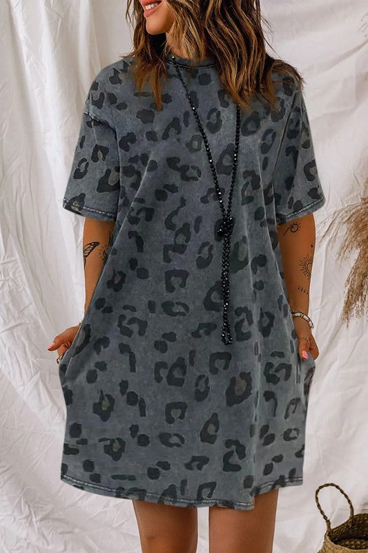 Vintage Leopard T-Shirt Dress